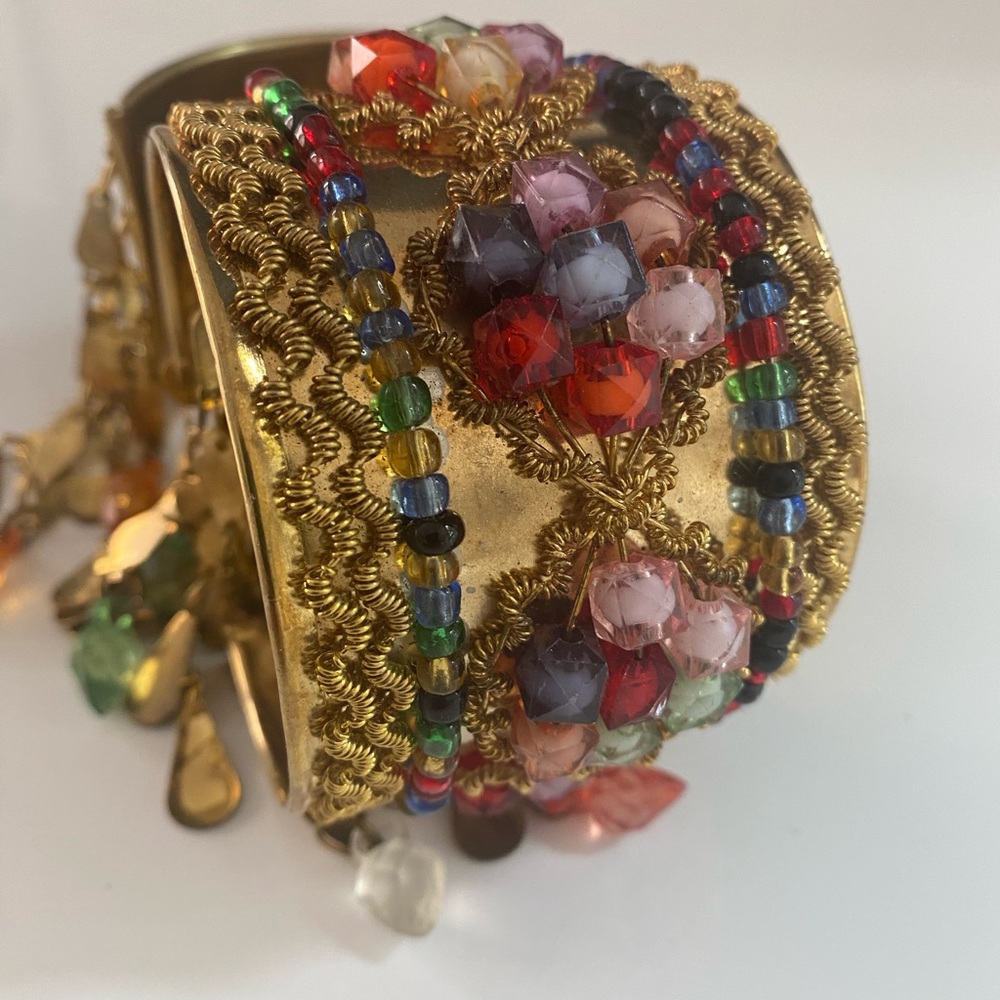 Beaded bracelets - Picture 4 of 11